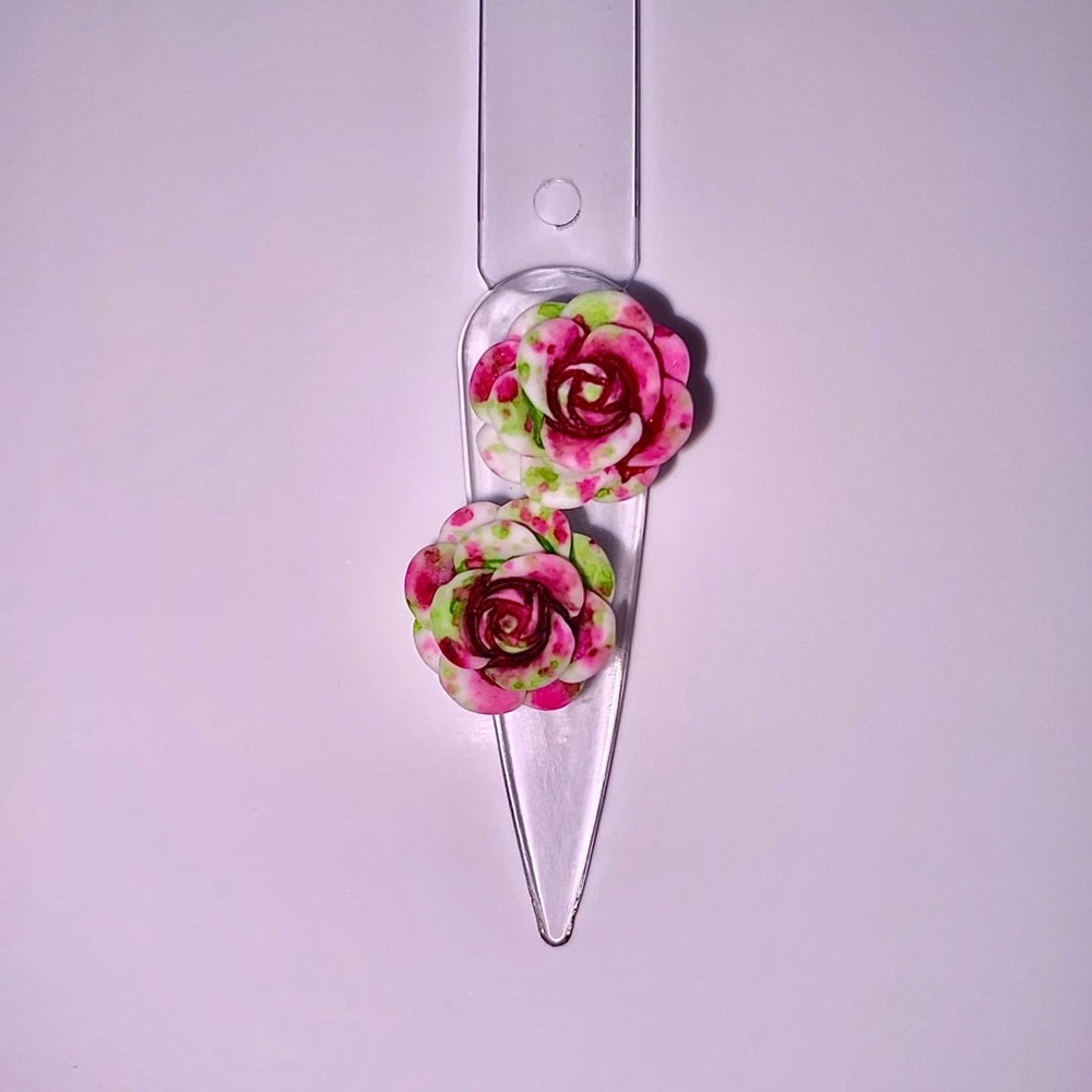 3D resin flower nail charms 🌺 10 flowers !